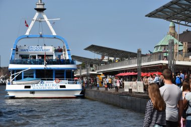 Tekne rggermany Hamburg liman çevresinde