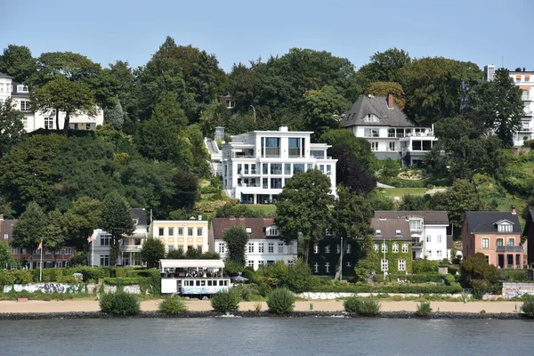 Häuser rund um den Hamburger Hafen in Deutschland — Stockfoto