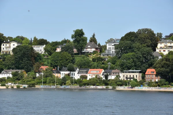 Häuser rund um den Hamburger Hafen in Deutschland — Stockfoto