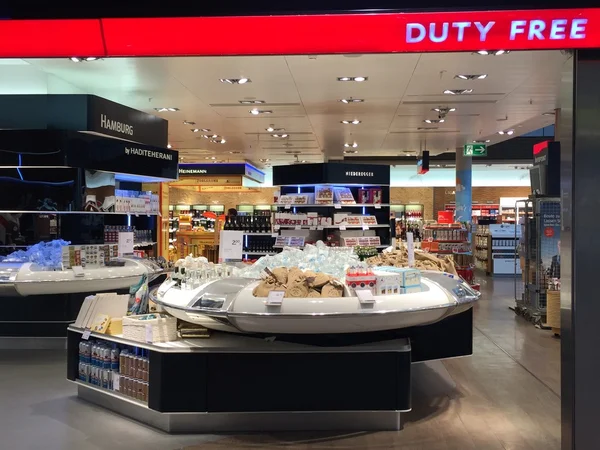 Lotnisko w Hamburgu (Flughafen Hamburg) w Niemczech — Zdjęcie stockowe