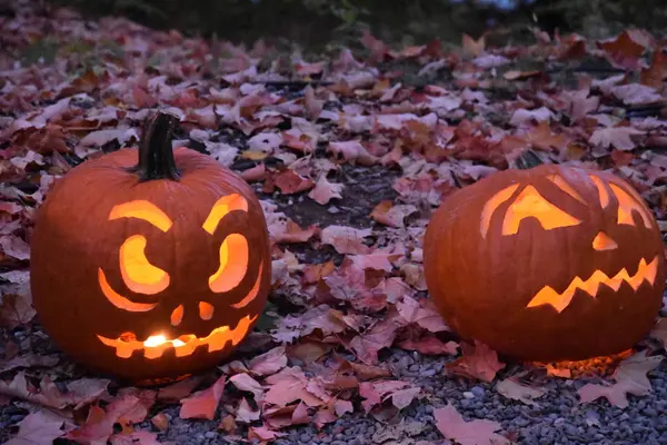 Hudson'da Croton-on-New York'ta büyük Jack O'Lantern Blaze — Stok fotoğraf