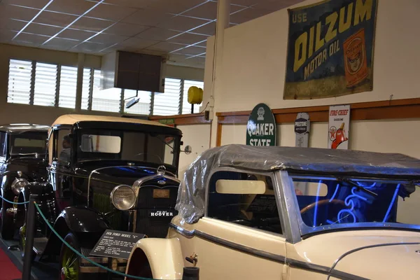 The Car and Carriage Caravan Museum in Luray, Virginia — Stock Photo, Image