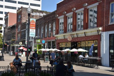 KNOXVILLE, TN-OCT 4: 4 Ekim 2025 Knoxville, Tennessee 'deki Pazar Meydanı.