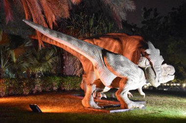 Dubai, Birleşik Arap Emirlikleri Dubai Bahçe kızdırma parkında dinozor