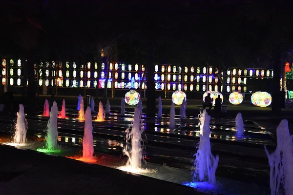 Dubai Garden Glow em Dubai, Emirados Árabes Unidos — Fotografia de Stock