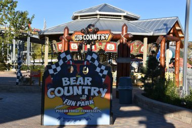 PIGEON Forge, TN-OCT 6: Pigeon Forge, Tennessee 'deki Bear Country Eğlence Parkı, 6 Ekim 2016.
