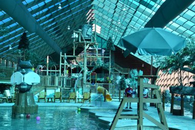 Westgate Smoky Mountain Resort Gatlinburg, Tennessee vahşi ayı Falls su parkı