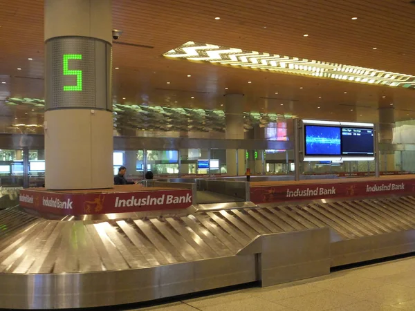 Chhatrapati Shivaji International Airport in Mumbai, India — Stock Photo, Image