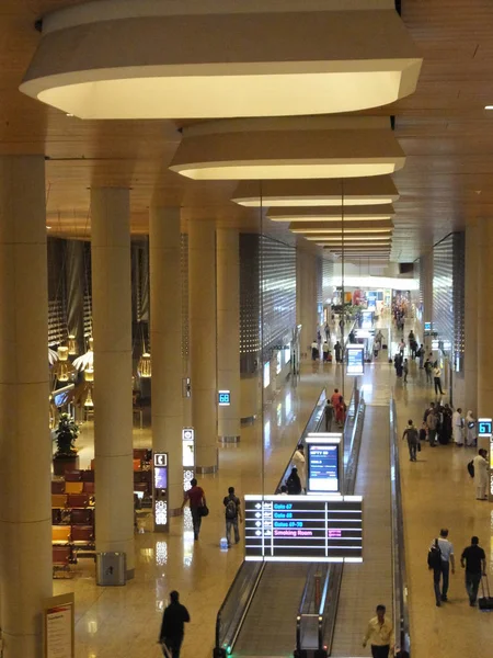 Chhatrapati біржі Бомбея міжнародного аеропорту в Мумбаї, Індія — стокове фото