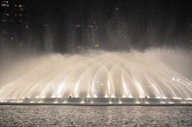 Dubai, Birleşik Arap Emirlikleri Dubai Çeşmesi