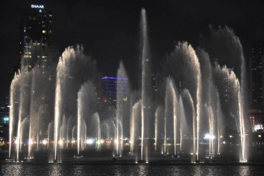 Dubai, Birleşik Arap Emirlikleri Dubai Çeşmesi