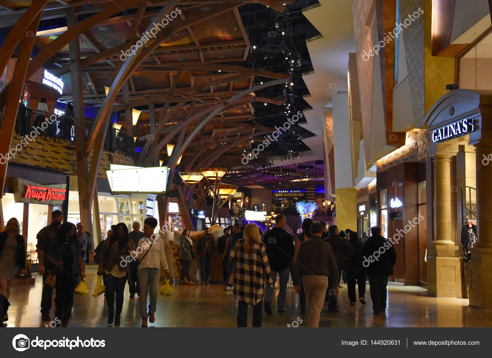 Mohegan sun casino age requirements