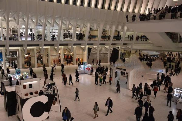 Η Oculus από το συγκοινωνιακό κόμβο Westfield World Trade Center στη Νέα Υόρκη — Φωτογραφία Αρχείου