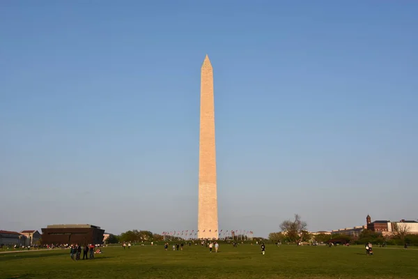 Монумент Вашингтона у Вашингтоні, округ Колумбія — стокове фото