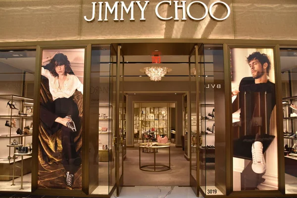 Jimmy Choo store at King of Prussia Mall in Pennsylvania — Stock Photo, Image