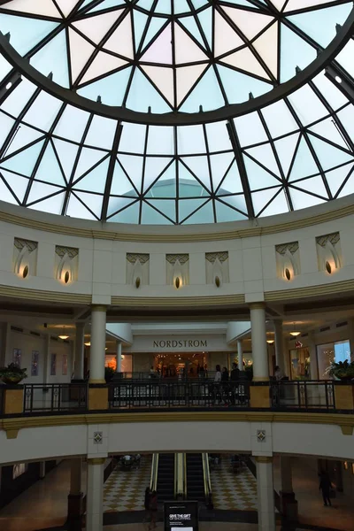 King of Prussia Mall-ban Pennsylvania — Stock Fotó