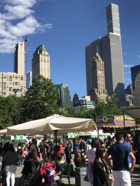 New York City 'deki Central Park 'taki Wollman Rink 'de Victorian bahçeleri