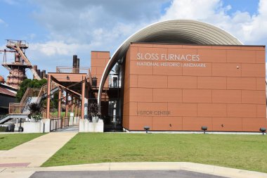 Birmingham, Al - Temmuz 24: Sloss fırınları Birmingham, Alabama, 24 Temmuz 2018 üzerinde görüldüğü gibi. Ulusal bir tarihi dönüm noktası olduğunu.