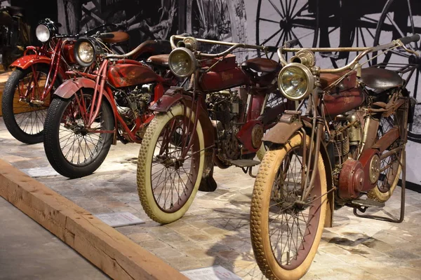 Barber Vintage Motorsports Museum in Leeds, Alabama — Stock Photo, Image