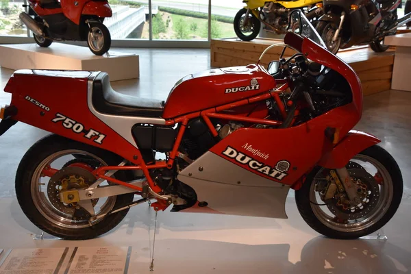 Barbeiro Vintage Motorsports Museum em Leeds, Alabama — Fotografia de Stock