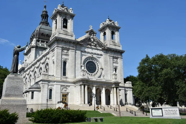 Minnesota, Minneapolis'de Saint Mary Bazilikası