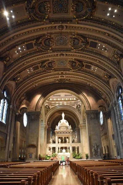 Minnesota, Minneapolis'de Saint Mary Bazilikası