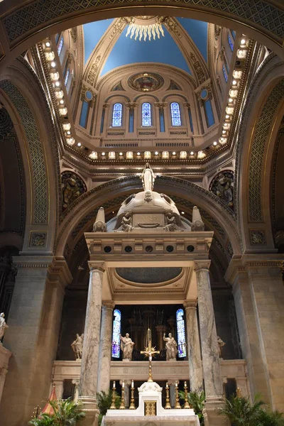 Minnesota, Minneapolis'de Saint Mary Bazilikası