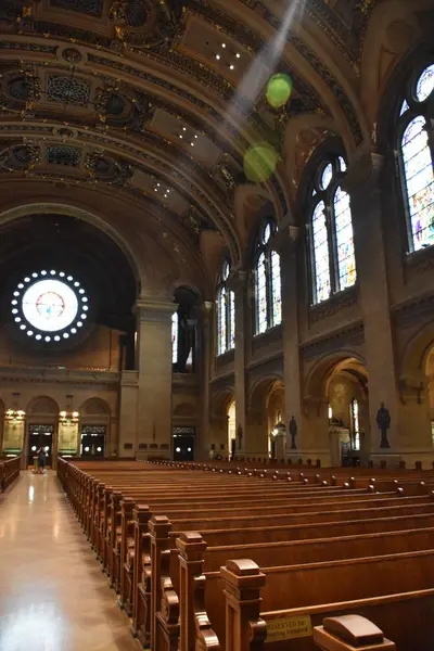 Minnesota, Minneapolis'de Saint Mary Bazilikası