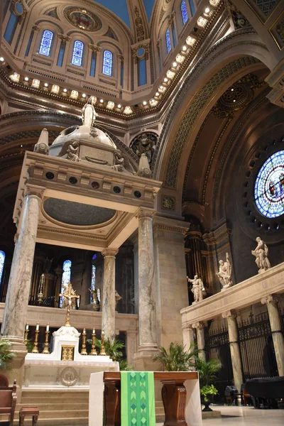 Minnesota, Minneapolis'de Saint Mary Bazilikası