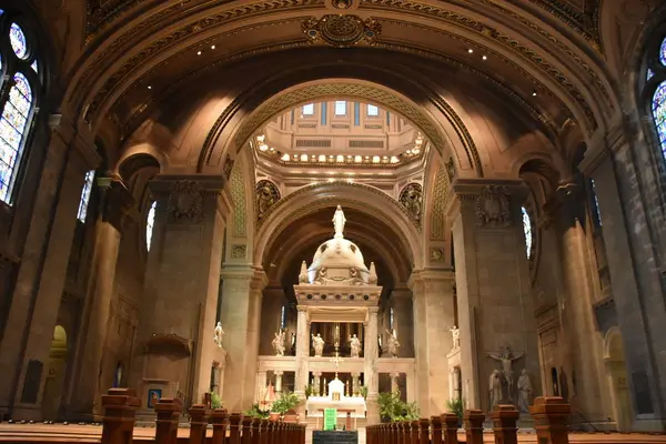 Minnesota, Minneapolis'de Saint Mary Bazilikası