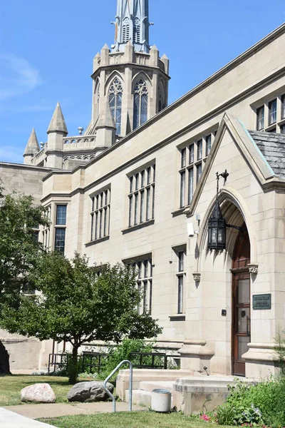 MINNEAPOLIS, MN - 26 Temmuz 2017 'de Minneapolis, Minnesota' daki Birleşik Metodist Kilisesi.