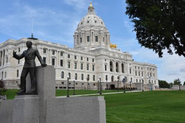 Minnesota State Capitol clipart