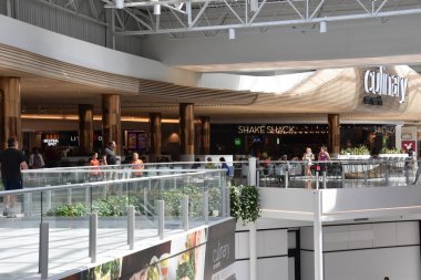 Bloomington, Minnesota - Tem 27: Mall of America Bloomington, Minnesota, 27 Temmuz 2017 üzerinde görüldüğü gibi. Leaseable alanı açısından en büyük ikinci alışveriş merkezi ve toplam kullanım alanı açısından Amerika Birleşik Devletleri'ndeki en büyük alışveriş merkezi olan.