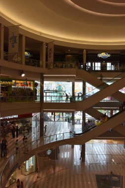 Bloomington, Minnesota - Tem 27: Mall of America Bloomington, Minnesota, 27 Temmuz 2017 üzerinde görüldüğü gibi. Leaseable alanı açısından en büyük ikinci alışveriş merkezi ve toplam kullanım alanı açısından Amerika Birleşik Devletleri'ndeki en büyük alışveriş merkezi olan.