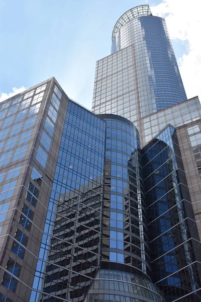 Minnesota, Minneapolis - Tem 27: Downtown Minneapolis Minnesota, 27 Temmuz 2017 üzerinde görüldüğü gibi. Minneapolis Minnesota eyaletinde büyük kentidir.