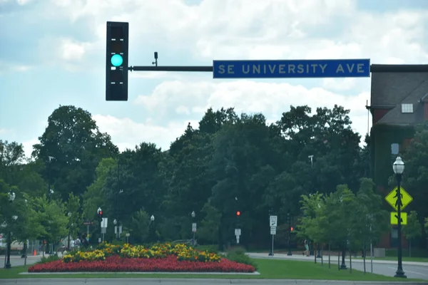 Minneapolis, Minnesota - Tem 28: 28 Temmuz 2017 üzerinde görüldüğü gibi Minnesota Üniversitesi. Minnesota Üniversitesi Minneapolis ve St Paul ve altıncı en büyük Üniversitesi ABD'de bir üniversitedir.