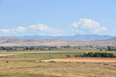 Utah 'tan Idaho' ya giderken manzara.