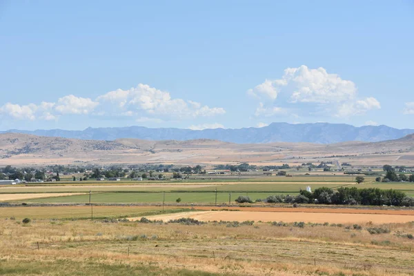 Utah 'tan Idaho' ya giderken manzara.