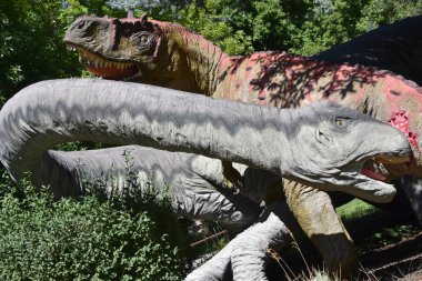 Ogden, Utah - Ağustos 26: George S. Eccles dinozor Parkı Ogden, Utah, 26 Ağustos 2017 üzerinde görüldüğü gibi. 100'den fazla dinozor yinelemeler, artı bir müze eller faaliyetleri ile 5 dönümlük park özellikleri.