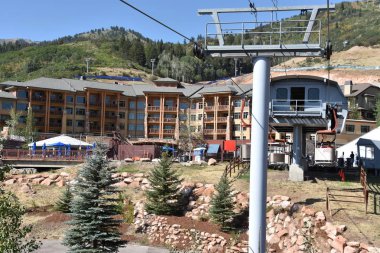 Park City, Ut - 27 Ağustos: Kabin Cabriolet kanyonlar Resort Park City, Utah, 27 Ağustos 2017 üzerinde görüldüğü gibi Kaldır.