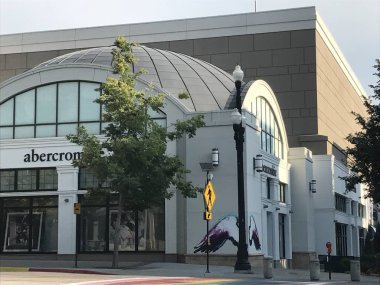 Salt Lake City, Ut - Ağustos 30: 30 Ağustos 2017 üzerinde görüldüğü gibi Salt Lake City, Utah, ağ geçidi. Büyük, açık hava perakende, konut, olduğunu ve ofis kompleksi.