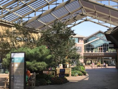 Lehi, Ut - 31 Ağustos: Lehi, Utah, 31 Ağustos 2017 üzerinde görüldüğü gibi çapraz Mountain hizmetinizde. Bu Utah County ilk ve tek çıkış noktası olduğunu ve Tuz Gölü İlçe sınırları.