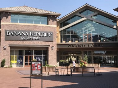 Lehi, Ut - 31 Ağustos: Lehi, Utah, 31 Ağustos 2017 üzerinde görüldüğü gibi çapraz Mountain hizmetinizde. Bu Utah County ilk ve tek çıkış noktası olduğunu ve Tuz Gölü İlçe sınırları.