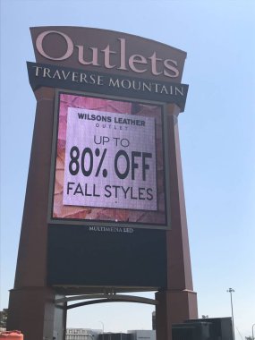 Lehi, Ut - 31 Ağustos: Lehi, Utah, 31 Ağustos 2017 üzerinde görüldüğü gibi çapraz Mountain hizmetinizde. Bu Utah County ilk ve tek çıkış noktası olduğunu ve Tuz Gölü İlçe sınırları.