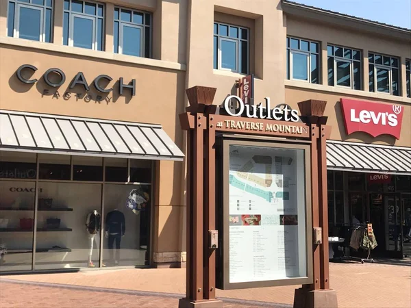 Adidas traverse mountain best sale