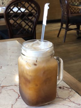 Soğuk Tayland Buzlu Çayı