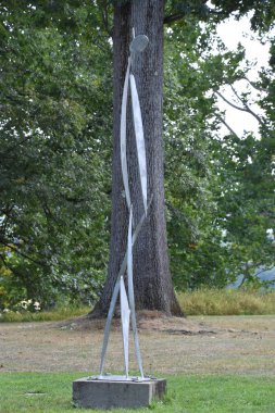 New Windsor, New York 'taki Storm King Sanat Merkezi 22 Eylül 2019' da. Bu belki de ABD 'deki en büyük modern açık hava heykel koleksiyonu..