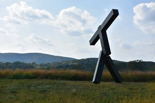 New Windsor Sep Untitled Joel Shapiro Storm King Art Center — ストック写真