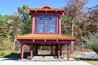 Carmel Hamlet, New York 'taki Chuang Yen Manastırı, 6 Ekim 2019' da görüldüğü gibi. Tapınak, Batı Yarımküre 'deki en büyük Buda heykeline ev sahipliği yapar.. 