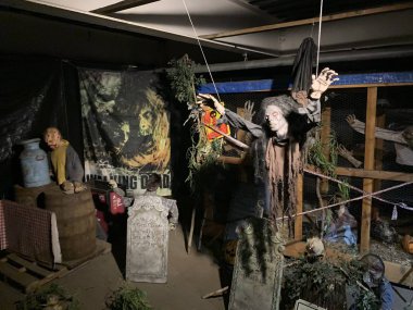 NORWALK, CT - 26 Ekim 2020 'de görüldüğü gibi, Stew Leonard Cadılar Bayramı Hayride Spectacular Norwalk, Connecticut' ta.